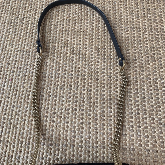 Gucci Marmont crossbody bag in small - Picture 4 of 9